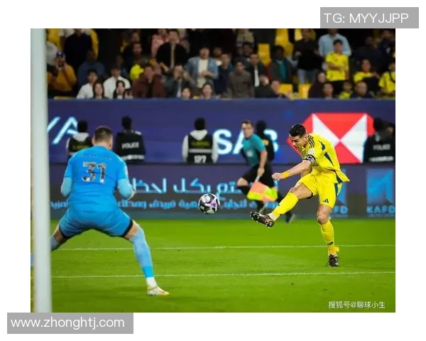 足球巨星怒火瞬间集锦 他们生气时的真实反应大曝光